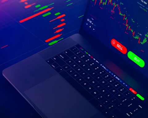 Bitcoin : la stratégie de short strangle privilégiée alors que le marché indique une calme à court terme, selon 10x Research