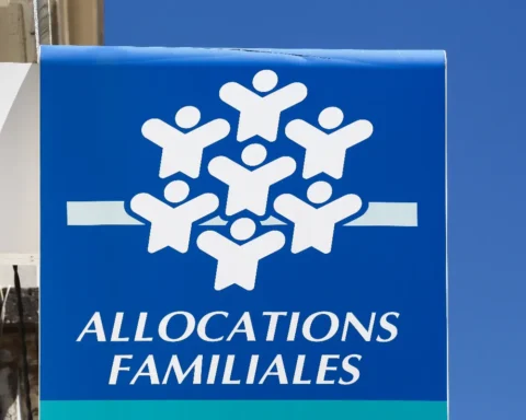 Choc pour les bénéficiaires : la CAF est-elle réellement en mesure de financer vos séjours à l'étranger ?