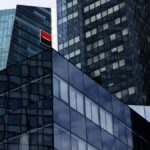 Des bureaux vitrés face à la chaleur : les salariés en quête de solutions durables à Paris