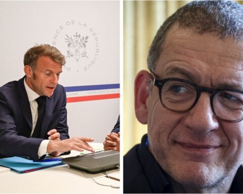 Emmanuel et Brigitte Macron assistent à un spectacle de Dany Boon avant des discussions cruciales avec Volodymyr Zelensky