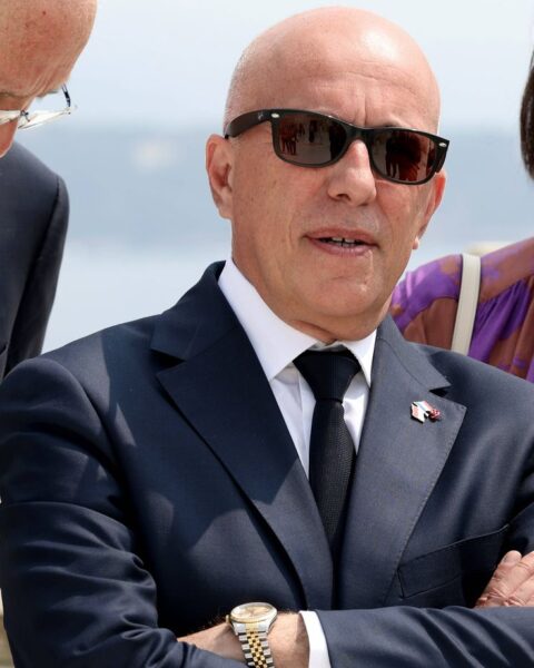 Éric Ciotti officialise sa candidature à la mairie de Nice pour mars 2026