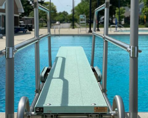 Fermeture de cinquante piscines en Espagne à cause d'excréments découverts dans l'eau