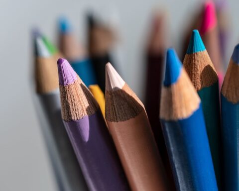 Fournitures scolaires : une réduction historique des prix pour la rentrée 2025