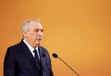 François Bayrou défend sa méthode face aux critiques lors d'une interview sur franceinfo le 31 août