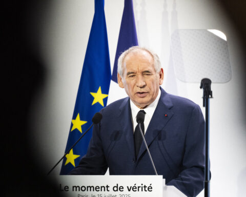 François Bayrou face à des menaces de censure et des appels au blocage du 10 septembre
