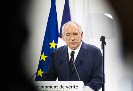 François Bayrou présente son projet budgétaire en plein contexte de mouvements sociaux et de menaces de censure