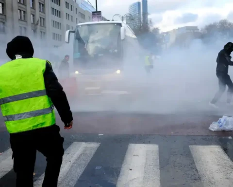 "Hors de question ! La réaction d'un ancien gilet jaune à l'appel au blocage total"