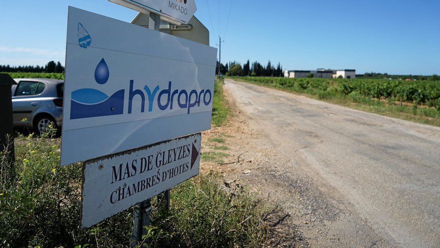 Incendie dans une usine Seveso : la population invitée à rester confinée en raison d'un nuage de chlore menaçant.