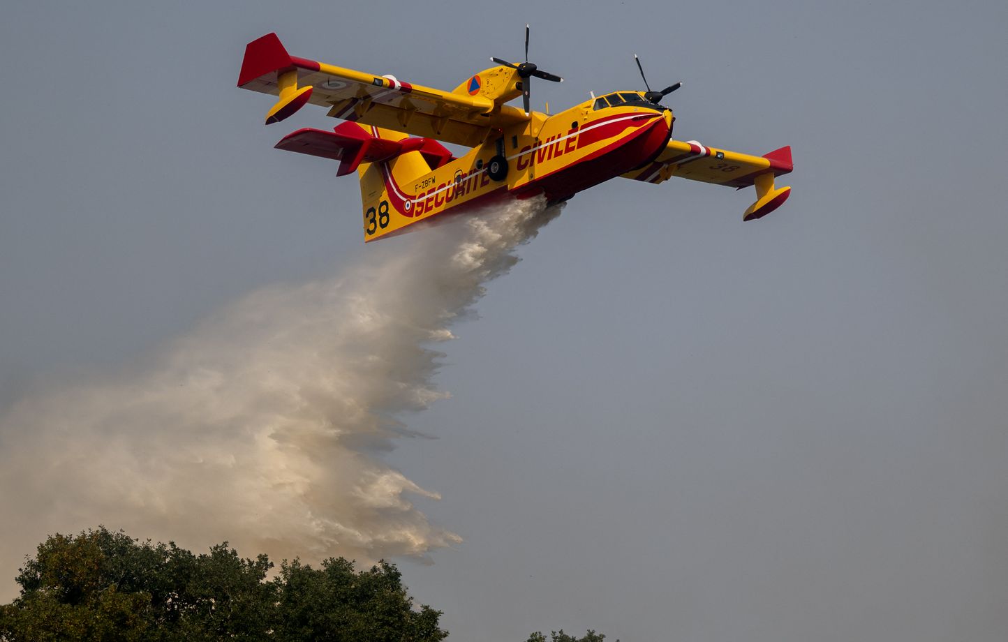 Incendie en Charente : le feu s'apaise, mais les retards de trains persistent