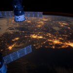 Internet par satellite : Amazon met en service son centième satellite, restant en retrait par rapport à Starlink.
