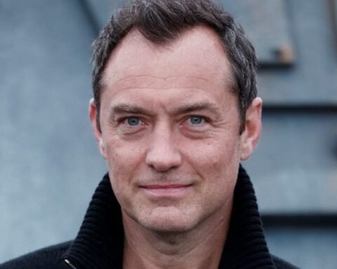 Jude Law incarne Vladimir Poutine dans le film d'Olivier Assayas présenté à la Mostra de Venise