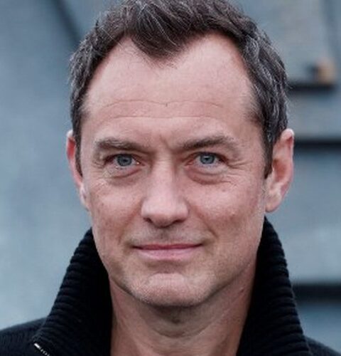 Jude Law incarne Vladimir Poutine dans le film d'Olivier Assayas présenté à la Mostra de Venise