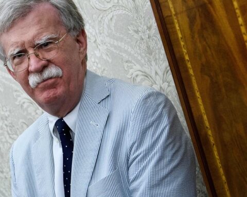 La maison de John Bolton, ancien conseiller de Donald Trump, perquisitionnée par le FBI