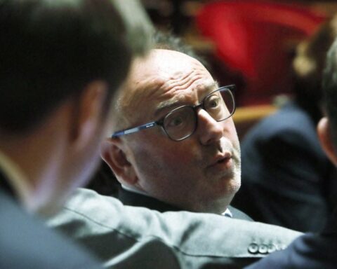 Laurent Duplomb craint une disparition de certaines filières agricoles