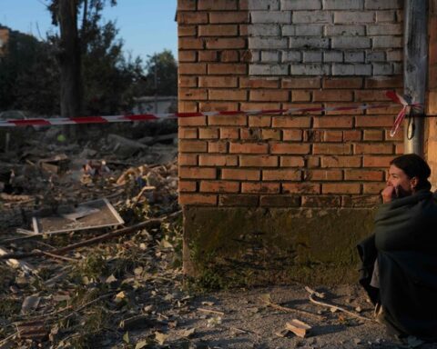 Le bilan des frappes russes sur Kiev s'alourdit à 19 morts, dont 4 enfants