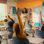 Le coût des fournitures scolaires diminue en France.