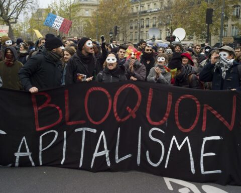 Le mouvement du 10 septembre s'intensifie, inquiète le gouvernement français et les services de renseignement