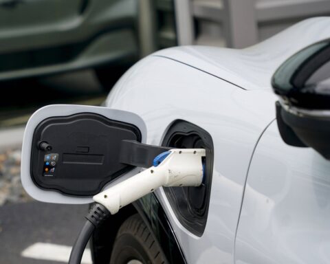 Le recyclage des batteries électriques devient obligatoire en France et dans l'UE