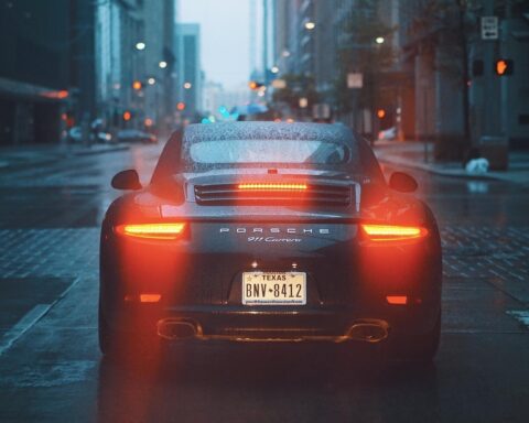 Les "freinages fantômes", un nouveau danger industriel pour le secteur automobile