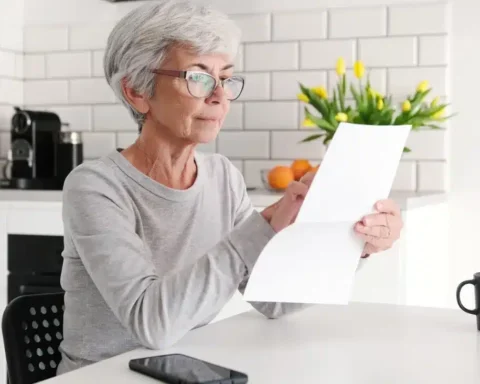 Les retraités sous surveillance : la Cour des comptes exige des attestations de existence.