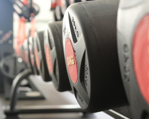 L'exclusion d'une femme voilée d'un club de musculation à Oissel soulève une polémique importante