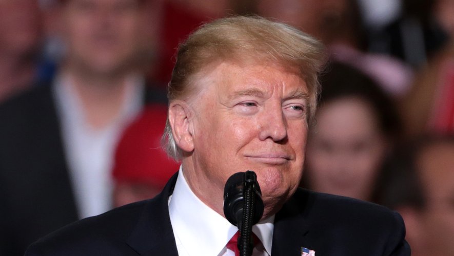 L'Ouganda annonce un accord avec les États-Unis pour accueillir des migrants soumis à l'expulsion de Trump