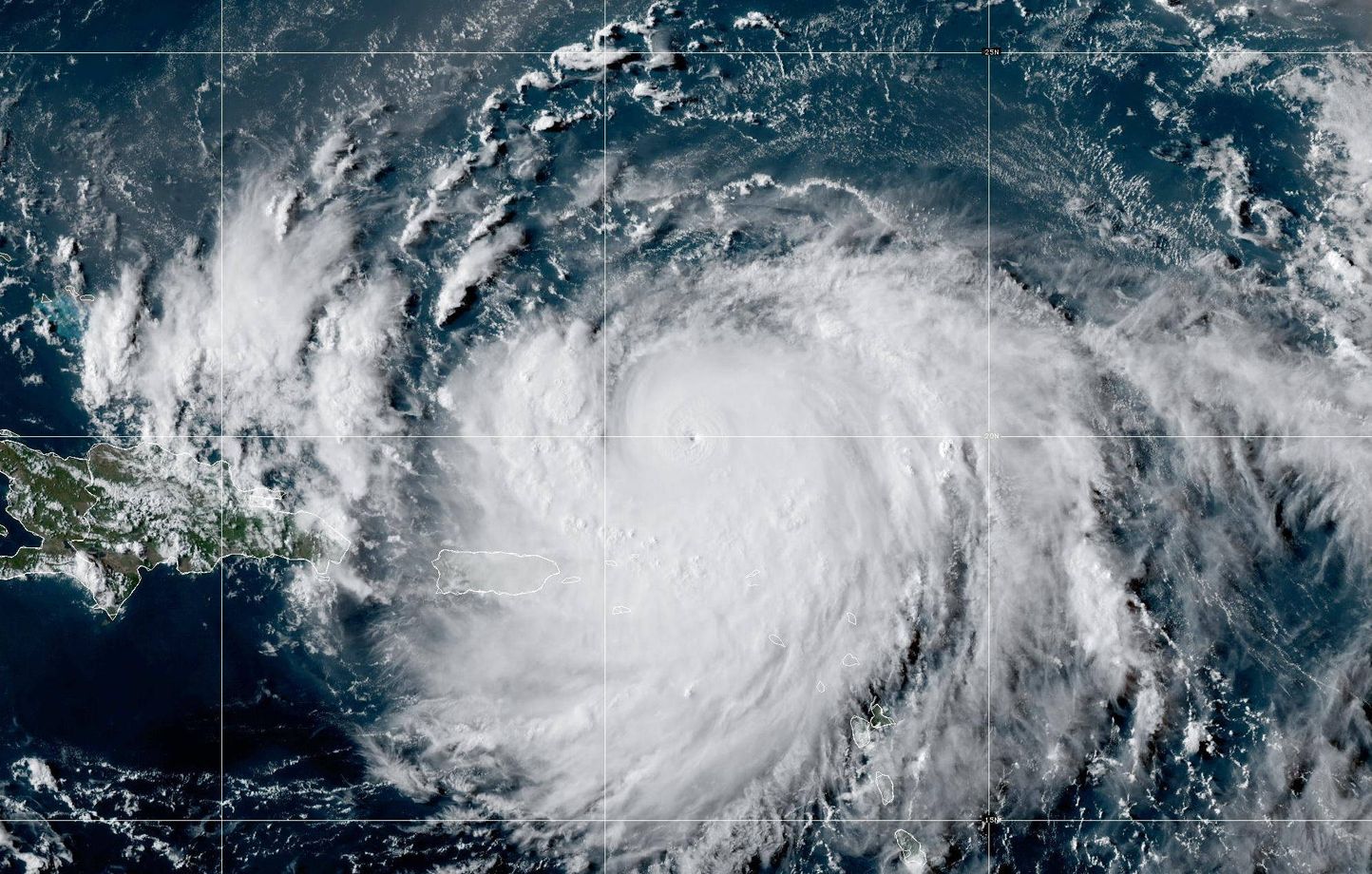 L'ouragan Erin se renforce à la catégorie 4 en approchant des Bahamas