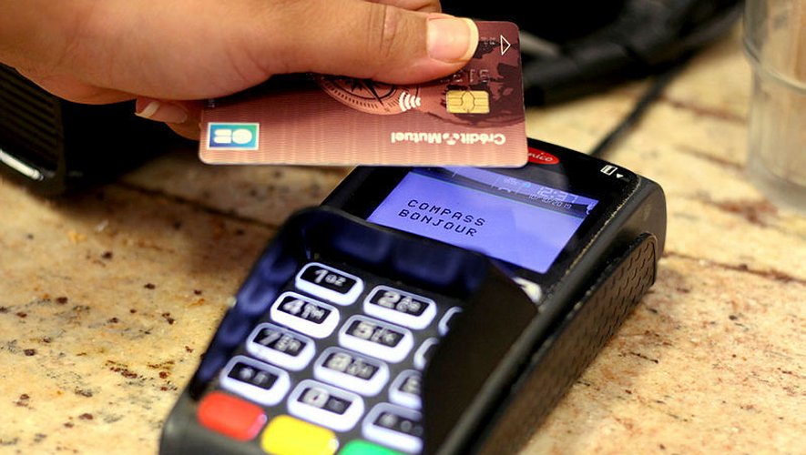 Mobilisation du 10 septembre : la "grève de la carte bleue" menace de coûter 15 milliards d'euros aux banques