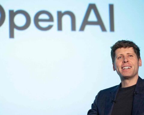 OpenAI atteint une nouvelle étape avec le lancement de ChatGPT-5 : innovations, performances et concurrence face à Elon Musk et à la Chine.