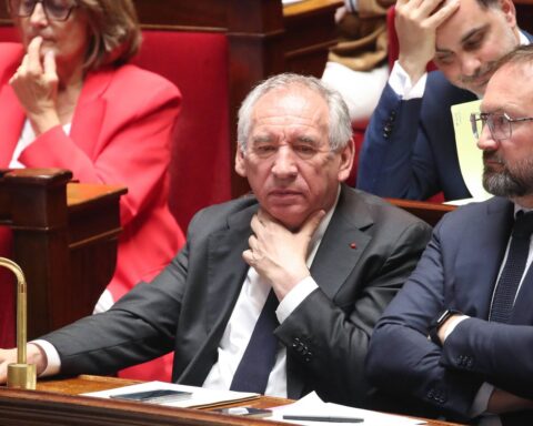 Près de 72 % des Français opposés à la confiance accordée à François Bayrou avant le vote du 8 septembre