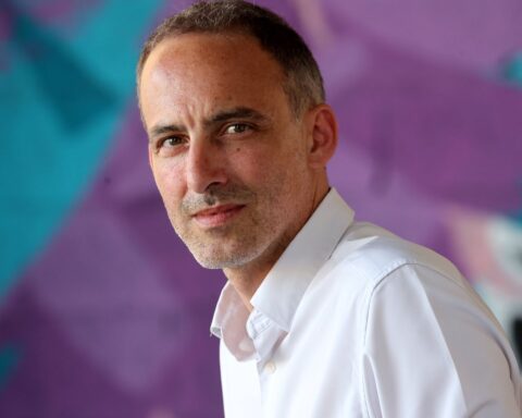 Raphaël Glucksmann s'oppose au blocage prévu le 10 septembre en France