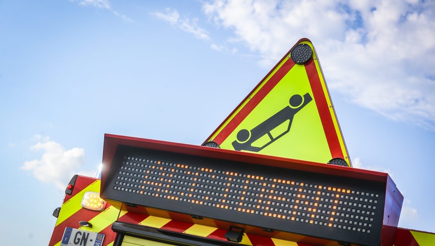 Sortie de route tragique : le profil des victimes de l'accident de voiture ayant causé trois décès.