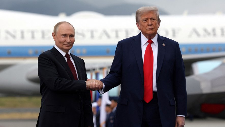 Ukraine : Donald Trump abandonne l'exigence de cessez-le-feu au profit d'un accord de paix avec la Russie
