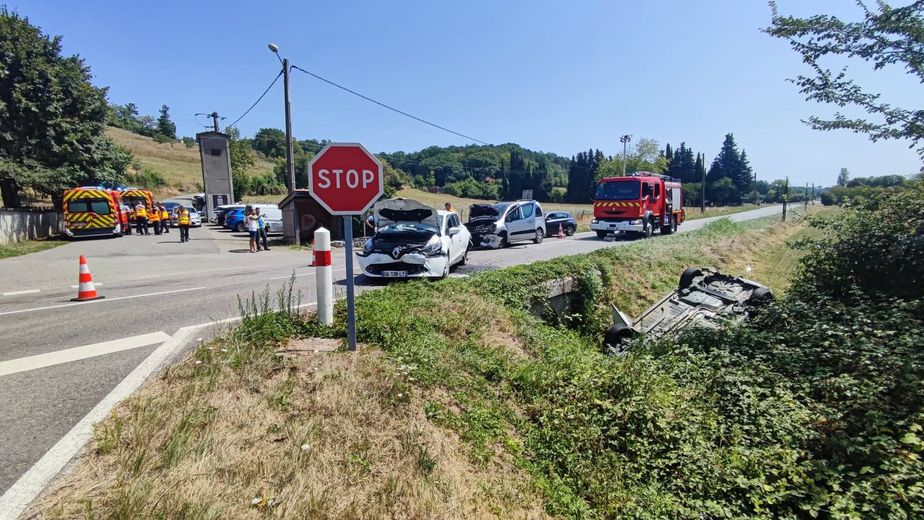 Un accident entre un scooter et une voiture en Ariège fait un blessé évacué en urgence absolue vers Toulouse.