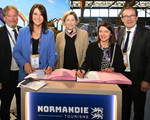 Un contrat cadre pour promouvoir la Normandie auprès des touristes internationaux