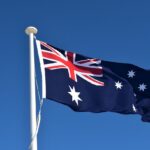 Un député australien condamné pour viol refuse de quitter ses fonctions.