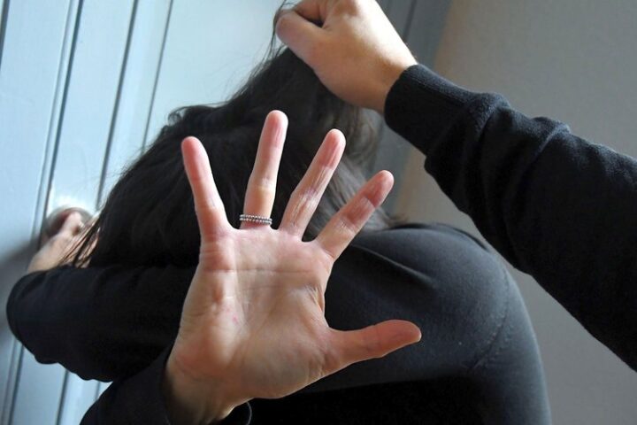 Un homme en situation irrégulière placé en détention après des violences conjugales à Grisolles