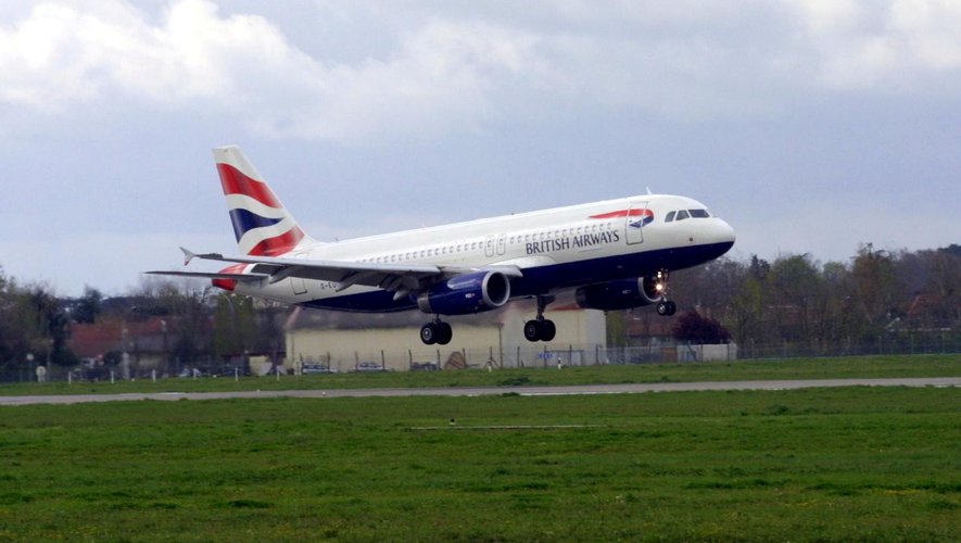 Un steward de British Airways retrouvé nu et sous l'emprise de drogues dans des toilettes d'avion lors d'un vol San Francisco-Londres