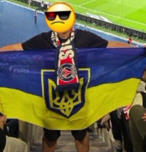 Un supporter ukrainien évincé du Parc des Princes après avoir brandi un drapeau national