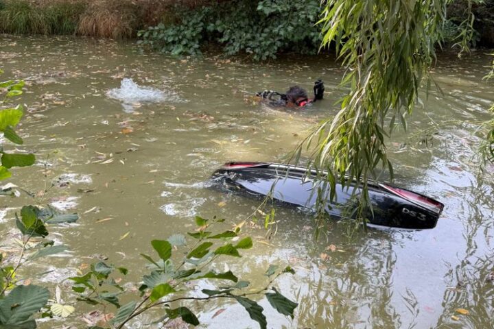 Une voiture plonge dans la rivière, deux femmes de 78 et 80 ans sauvées in extremis.