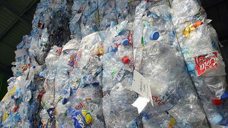 Urgence à Genève : les diplomates de 184 pays luttent pour un traité contre la pollution plastique