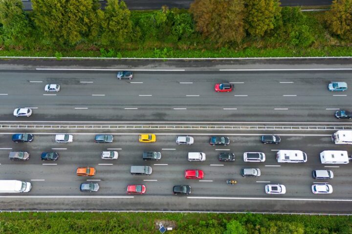 Vacances : 1237 km de bouchons sur les routes à la mi-journée du samedi 9 août, un chiffre en hausse par rapport à la semaine précédente.