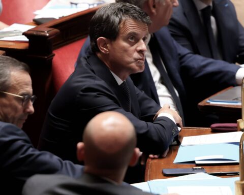 Valls s'efforcera de préserver l'accord sur l'avenir de la Nouvelle-Calédonie.