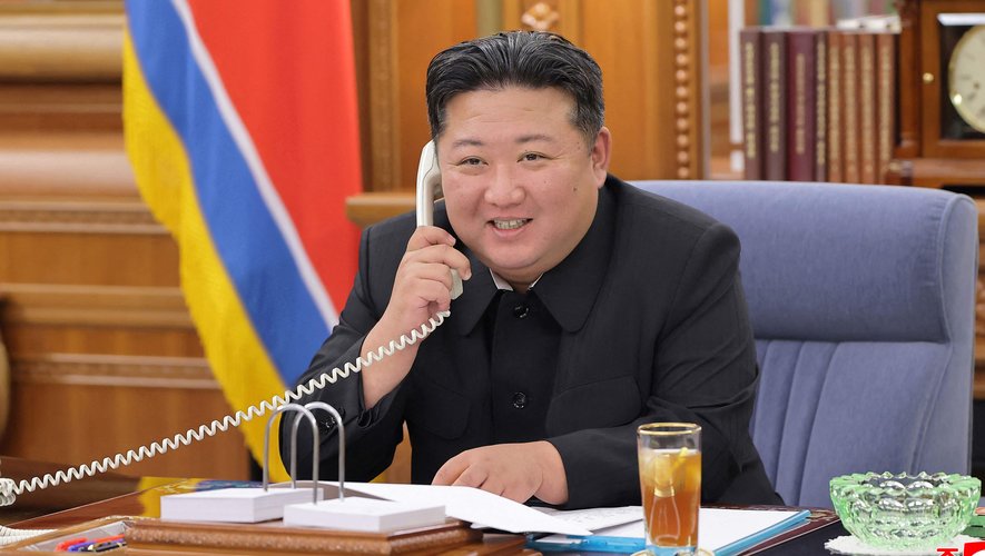 Vladimir Poutine et Kim Jong Un promettent un soutien renforcé à la Russie lors d'un appel téléphonique