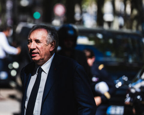 Vote de confiance du Premier ministre face à une opposition unanime contre son gouvernement
