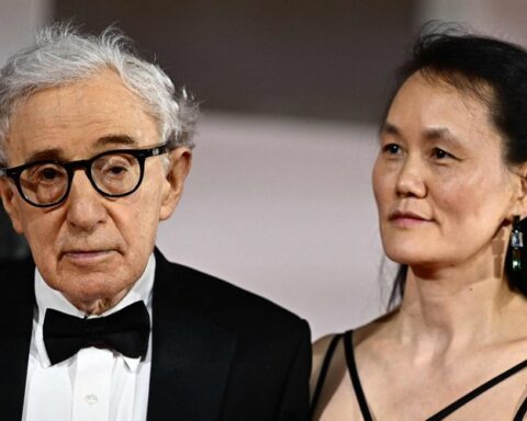 Woody Allen provoque la colère de l’Ukraine en participant à un festival à Moscou