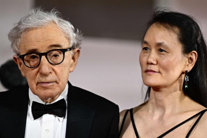 Woody Allen provoque la colère de l’Ukraine en participant à un festival à Moscou