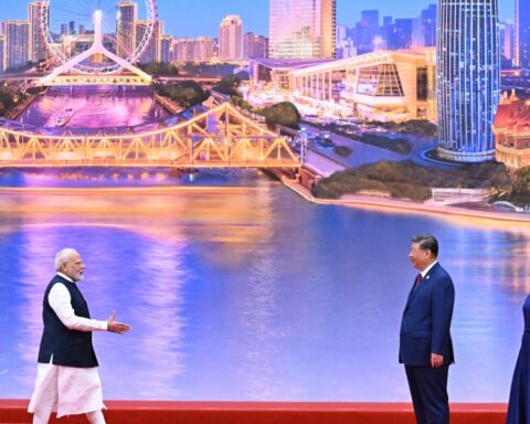 Xi Jinping accueille Modi et Poutine à Tianjin en réponse aux tensions commerciales avec les États-Unis