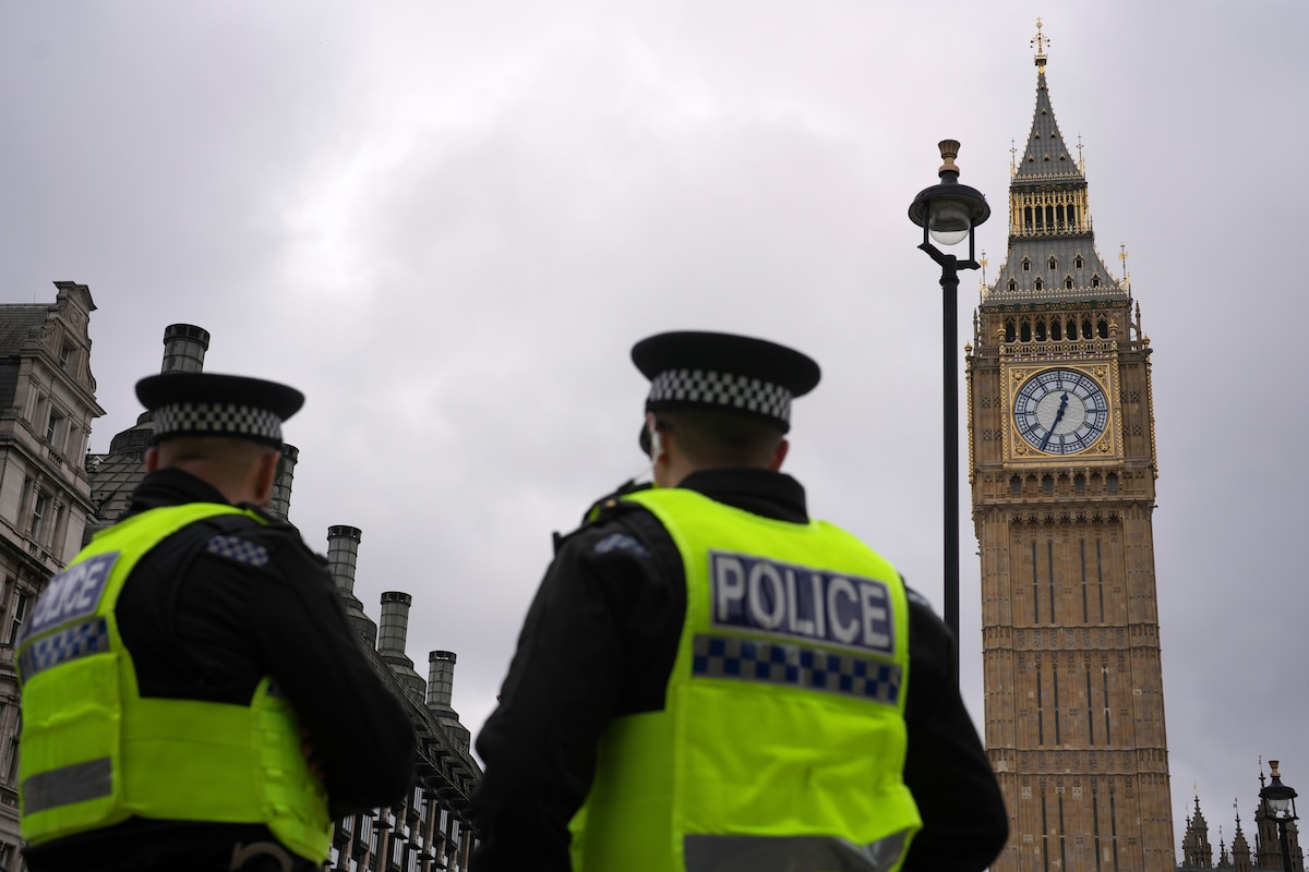 Arrestations en Grande-Bretagne : Trois suspects accusés d'espionnage au profit de la Russie