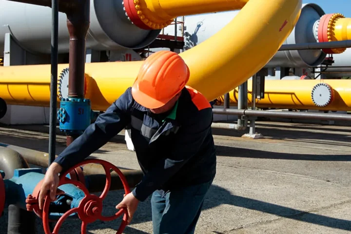 Huit pays de l’UE continuent d’importer du gaz russe